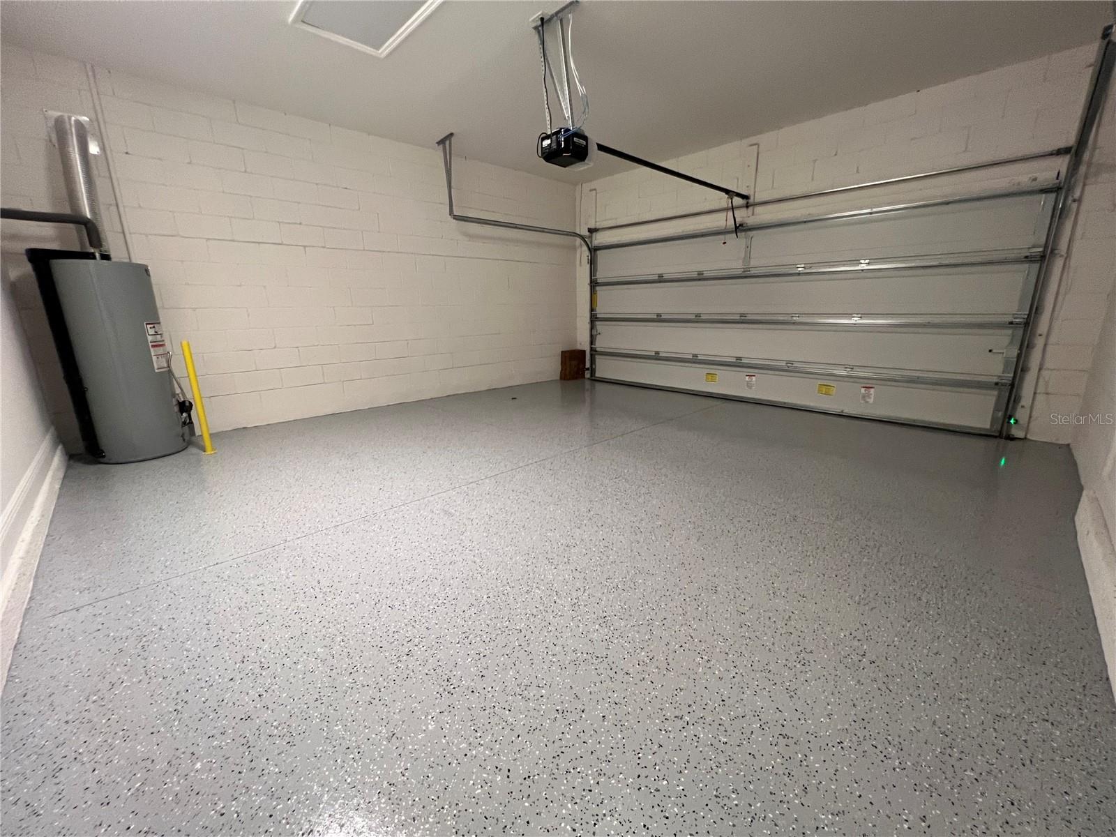 Image 20 of 22 For 606 Bellingham Way