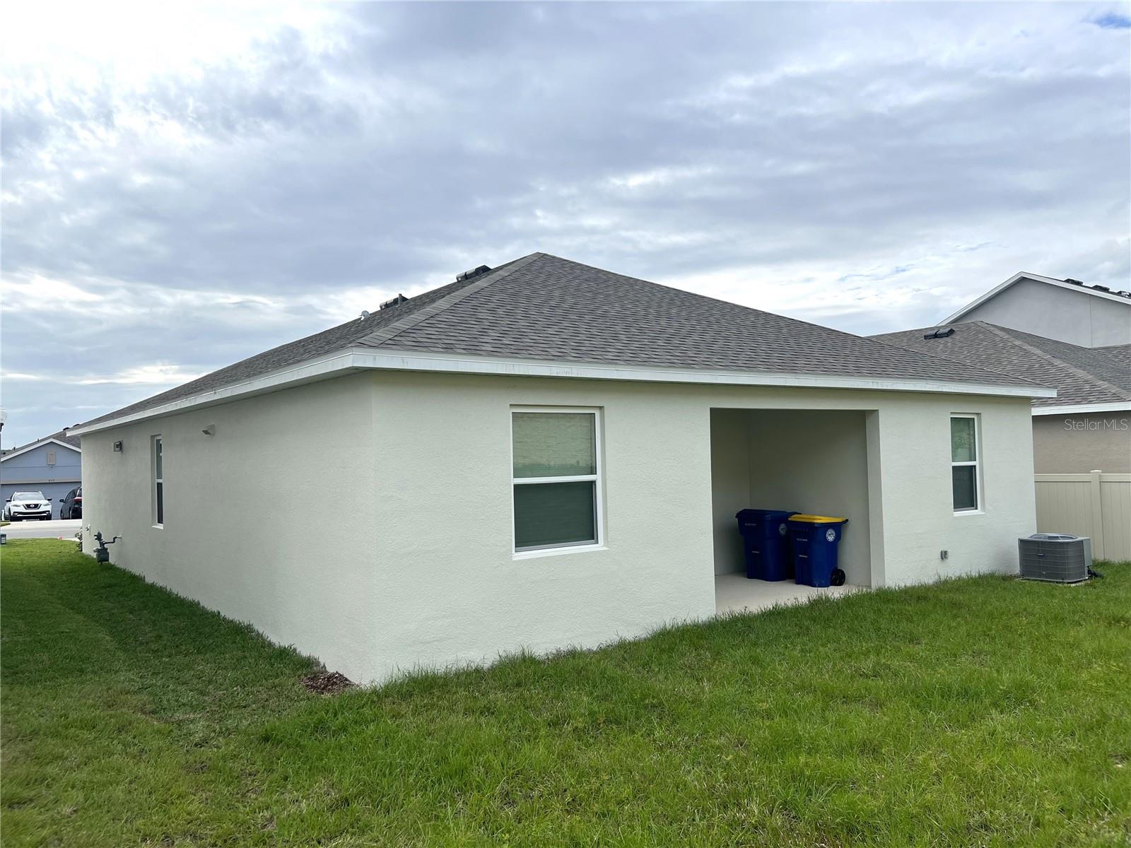 Image 21 of 22 For 606 Bellingham Way