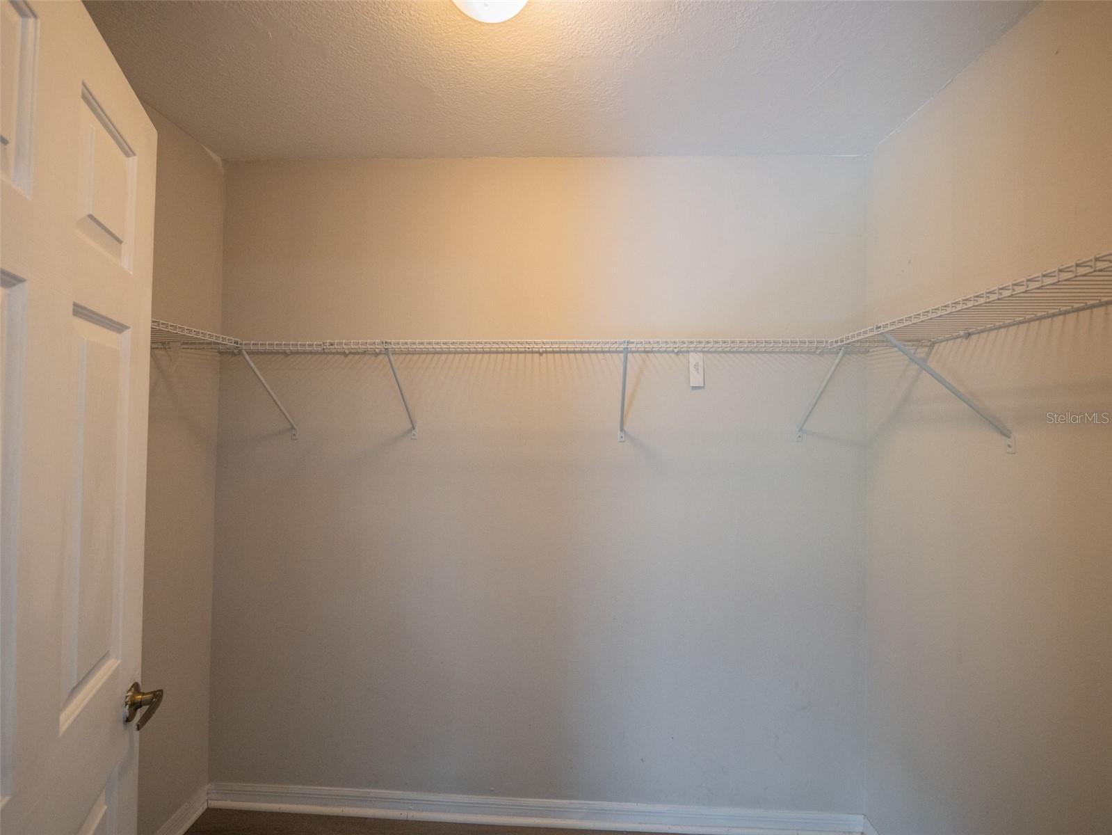 Image 28 of 35 For 746-748 Mink Ct