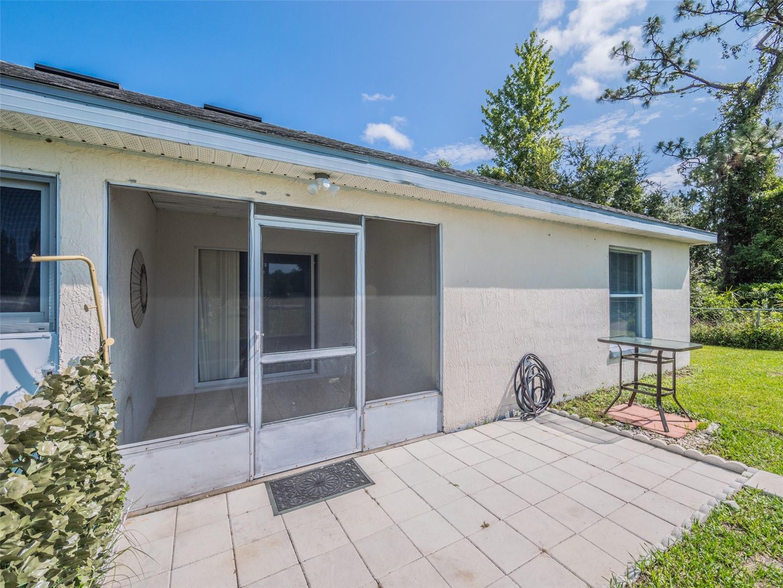 Image 34 of 35 For 746-748 Mink Ct