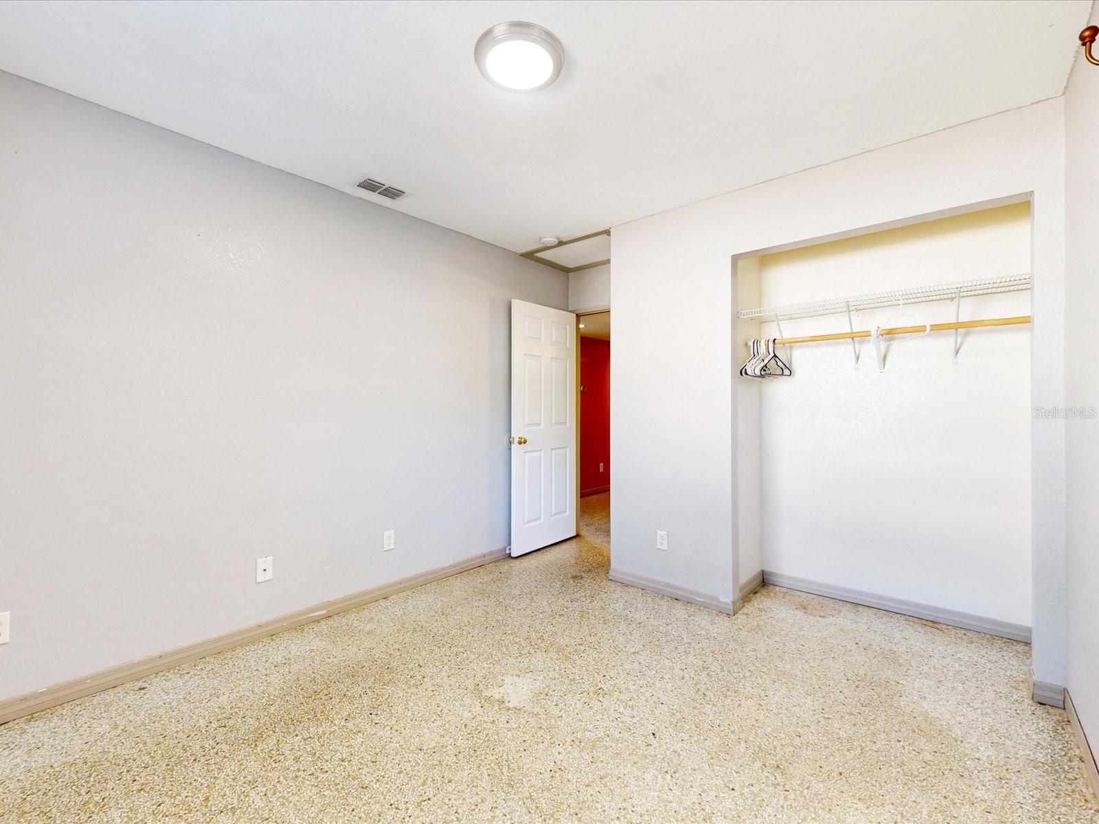 Image 20 of 36 For 2502 Beaumont Avenue