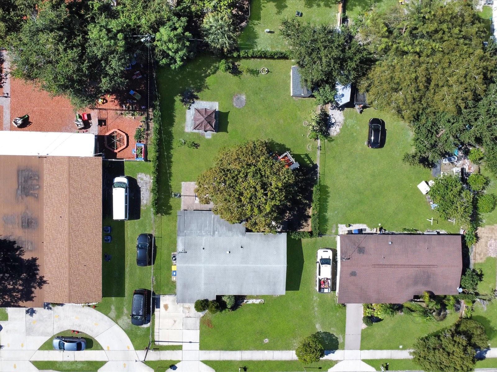 Image 32 of 36 For 2502 Beaumont Avenue