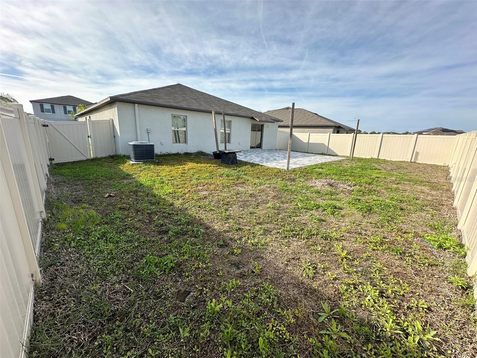 Image 21 of 38 For 15438 Wicked Strong Street