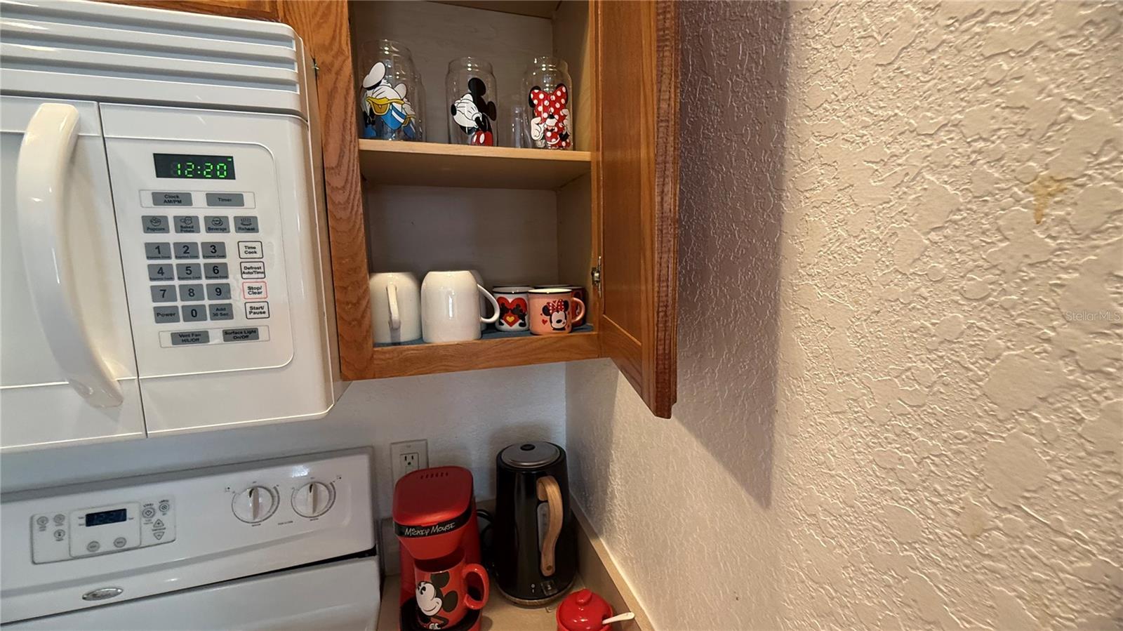 Image 10 of 55 For 4563 Yellowgold Road E 106