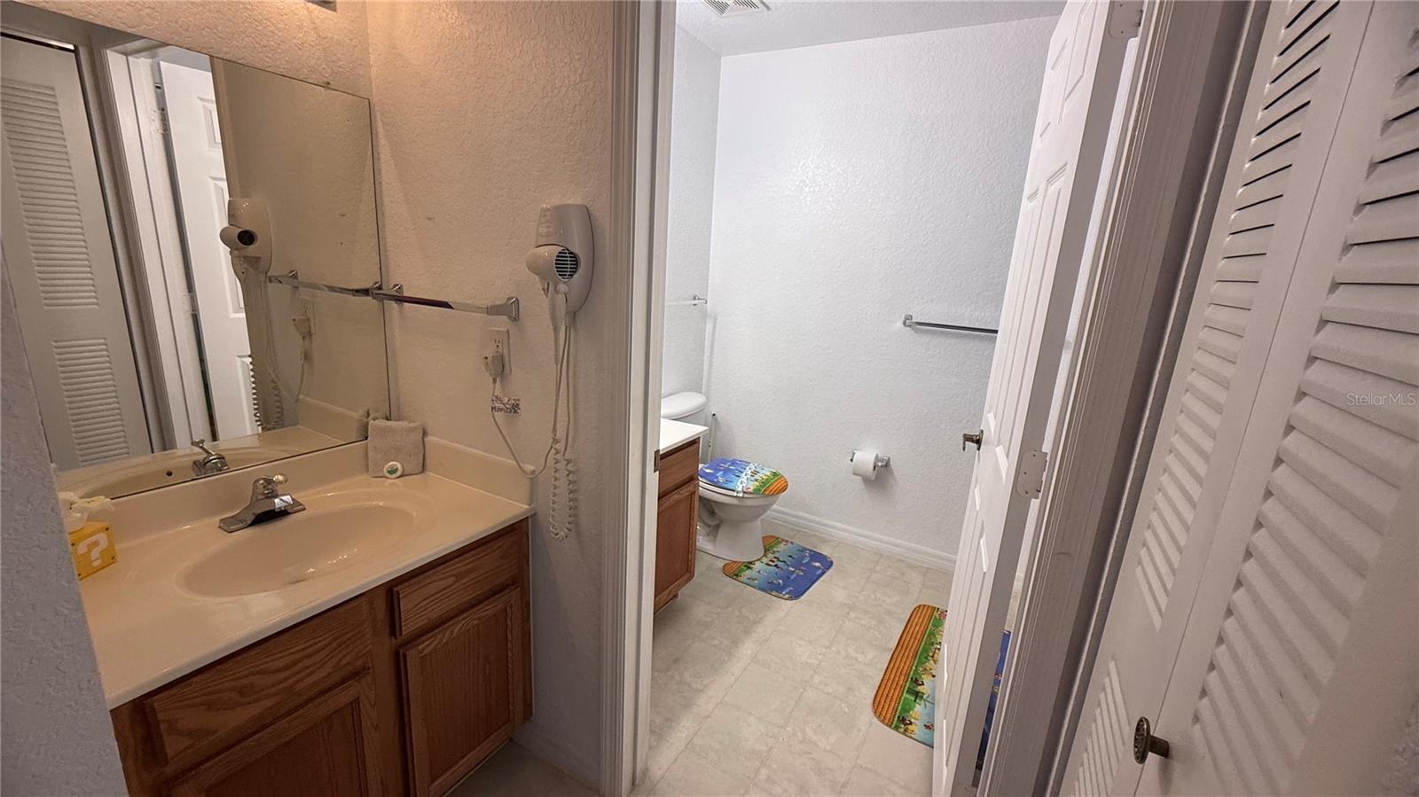 Image 30 of 55 For 4563 Yellowgold Road E 106