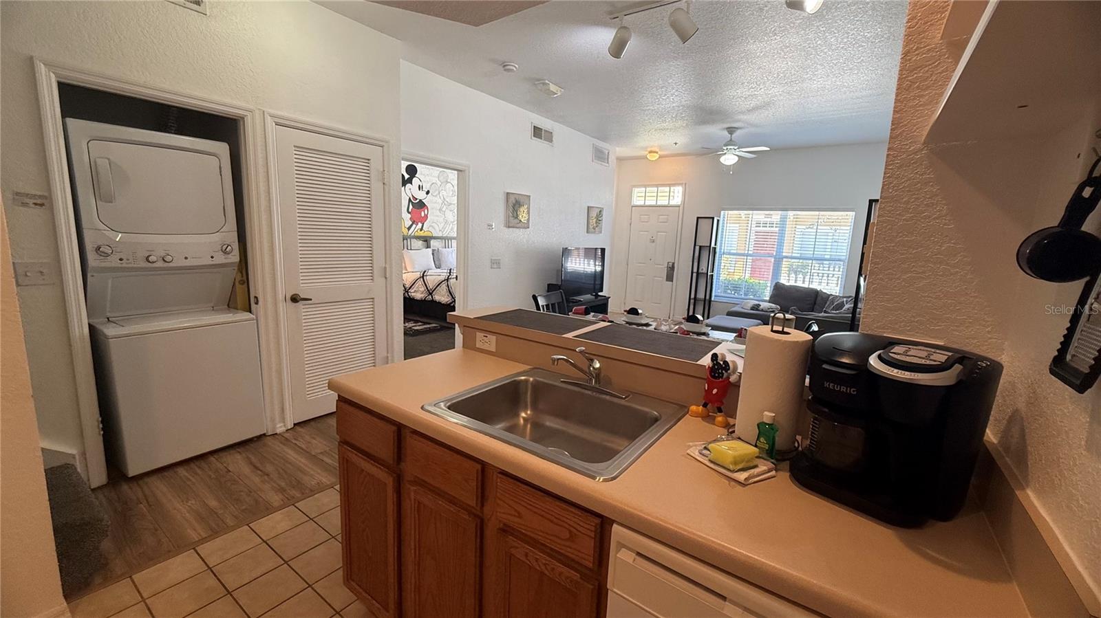 Image 9 of 55 For 4563 Yellowgold Road E 106