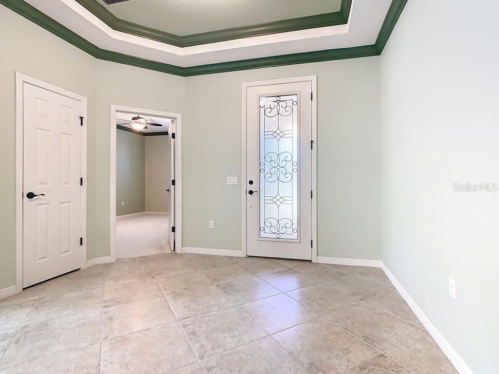 Image 10 of 68 For 543 Via Vitale Court