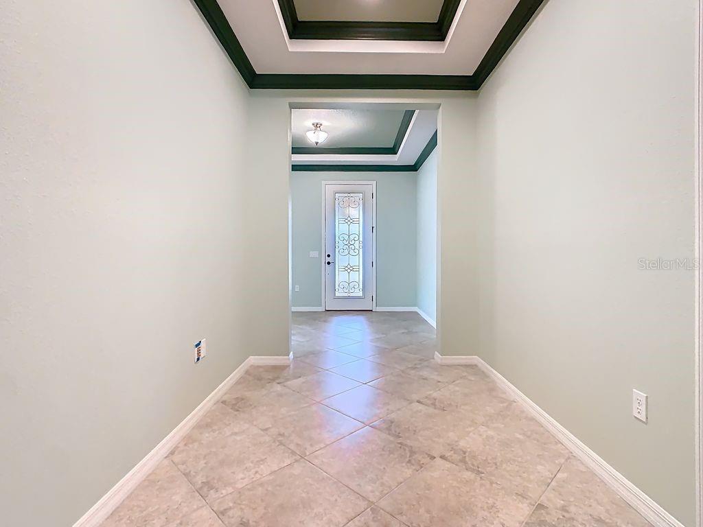 Image 12 of 68 For 543 Via Vitale Court