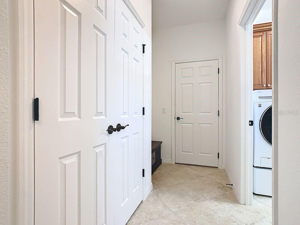 Image 25 of 68 For 543 Via Vitale Court