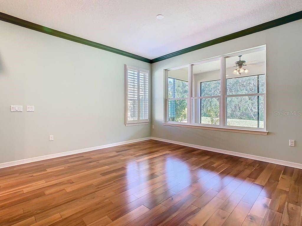 Image 33 of 68 For 543 Via Vitale Court