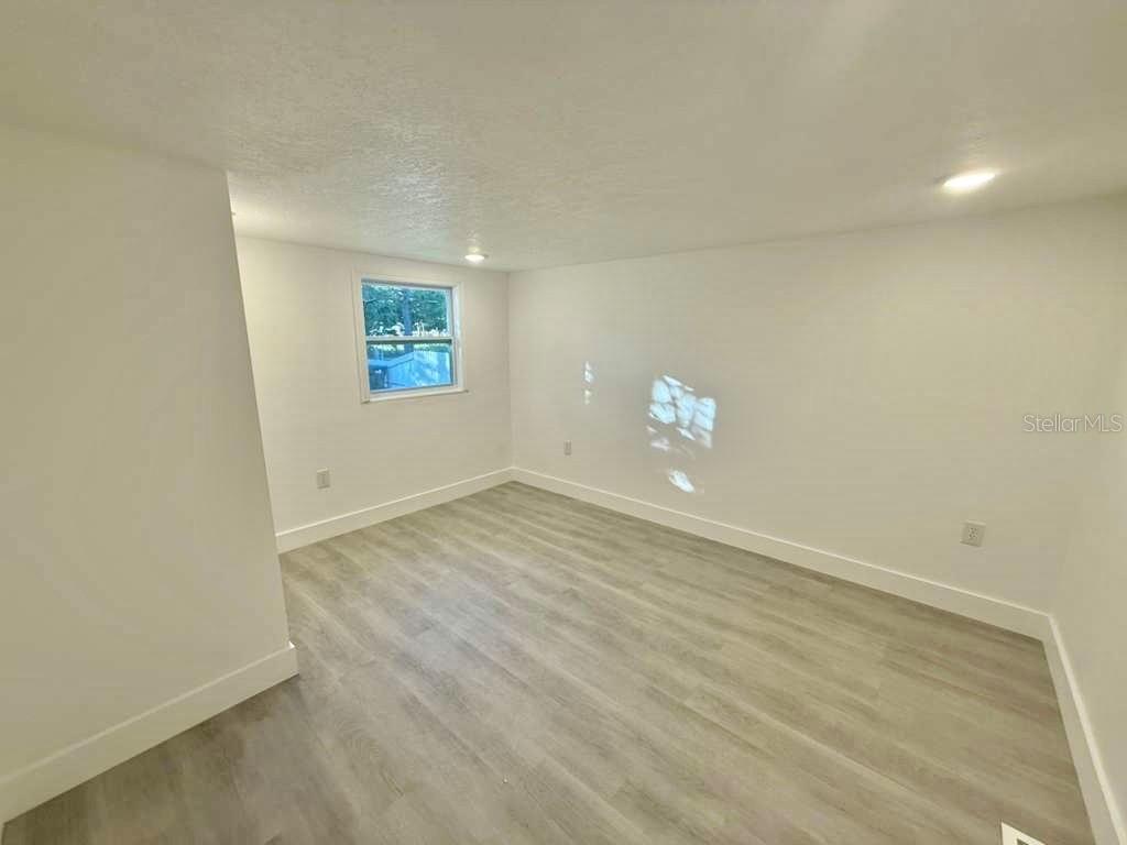 Image 20 of 69 For 1605 8th Street