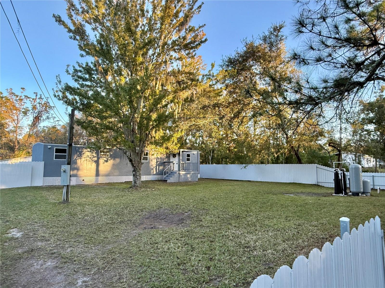 Image 33 of 69 For 1605 8th Street