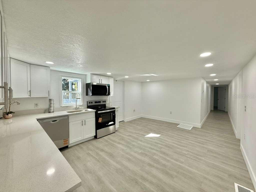 Image 7 of 69 For 1605 8th Street