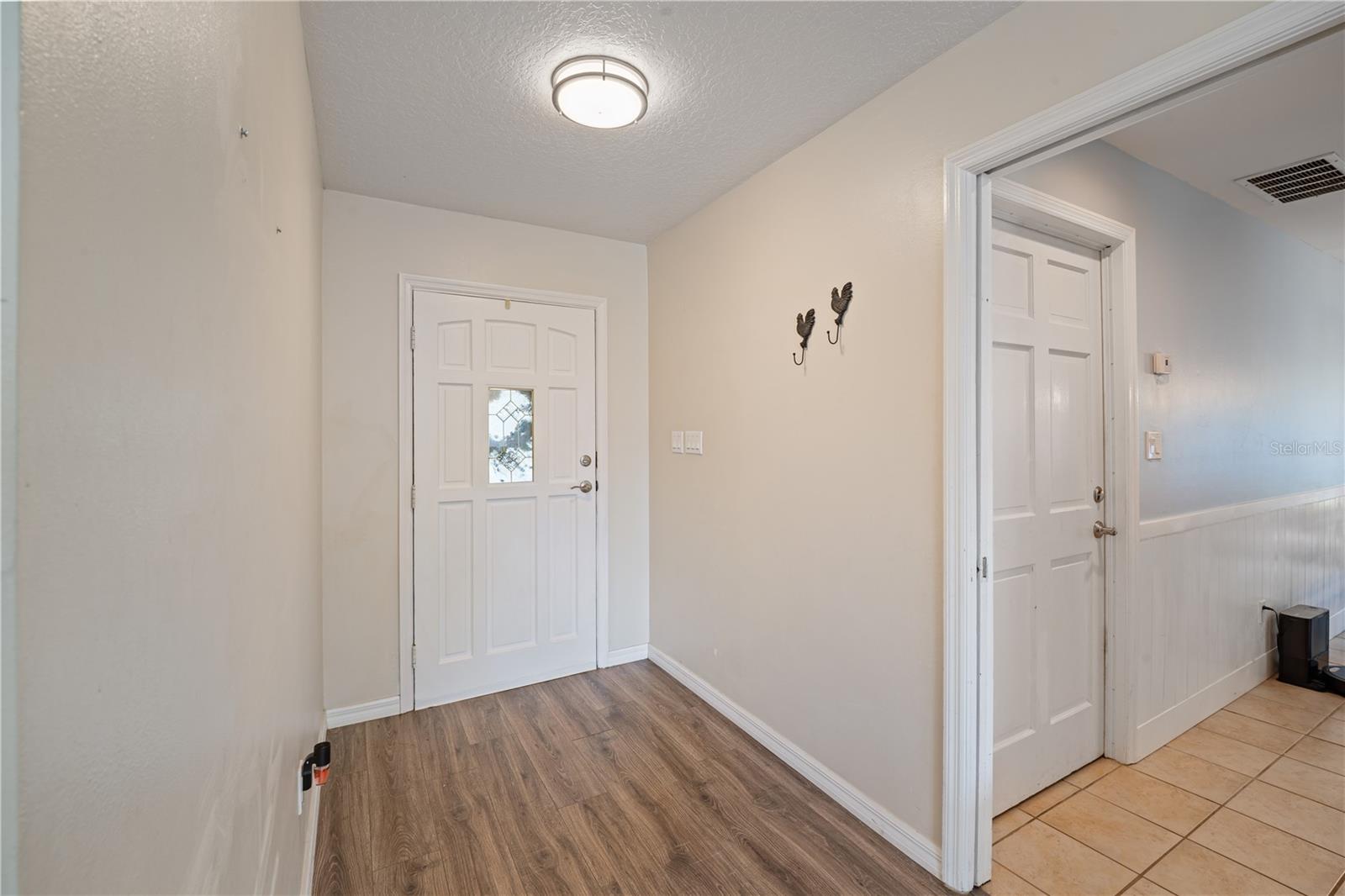 Image 11 of 29 For 1476 Heather Way