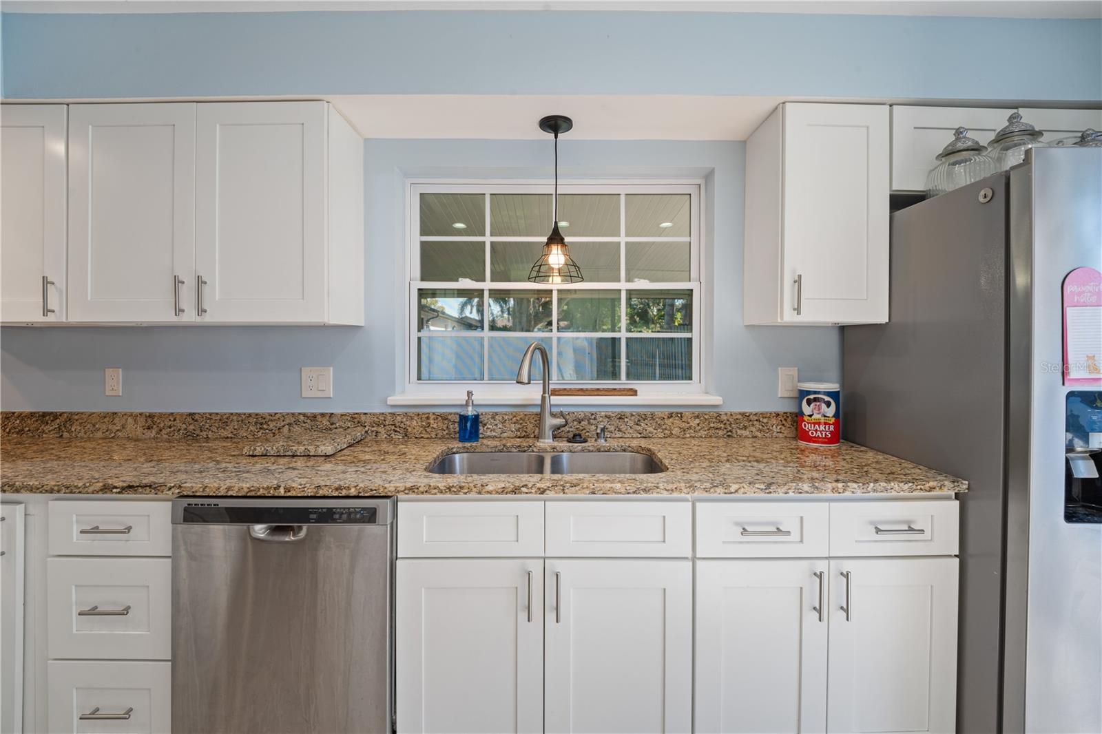 Image 15 of 29 For 1476 Heather Way