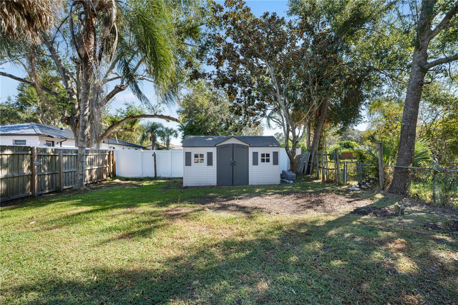 Image 28 of 29 For 1476 Heather Way