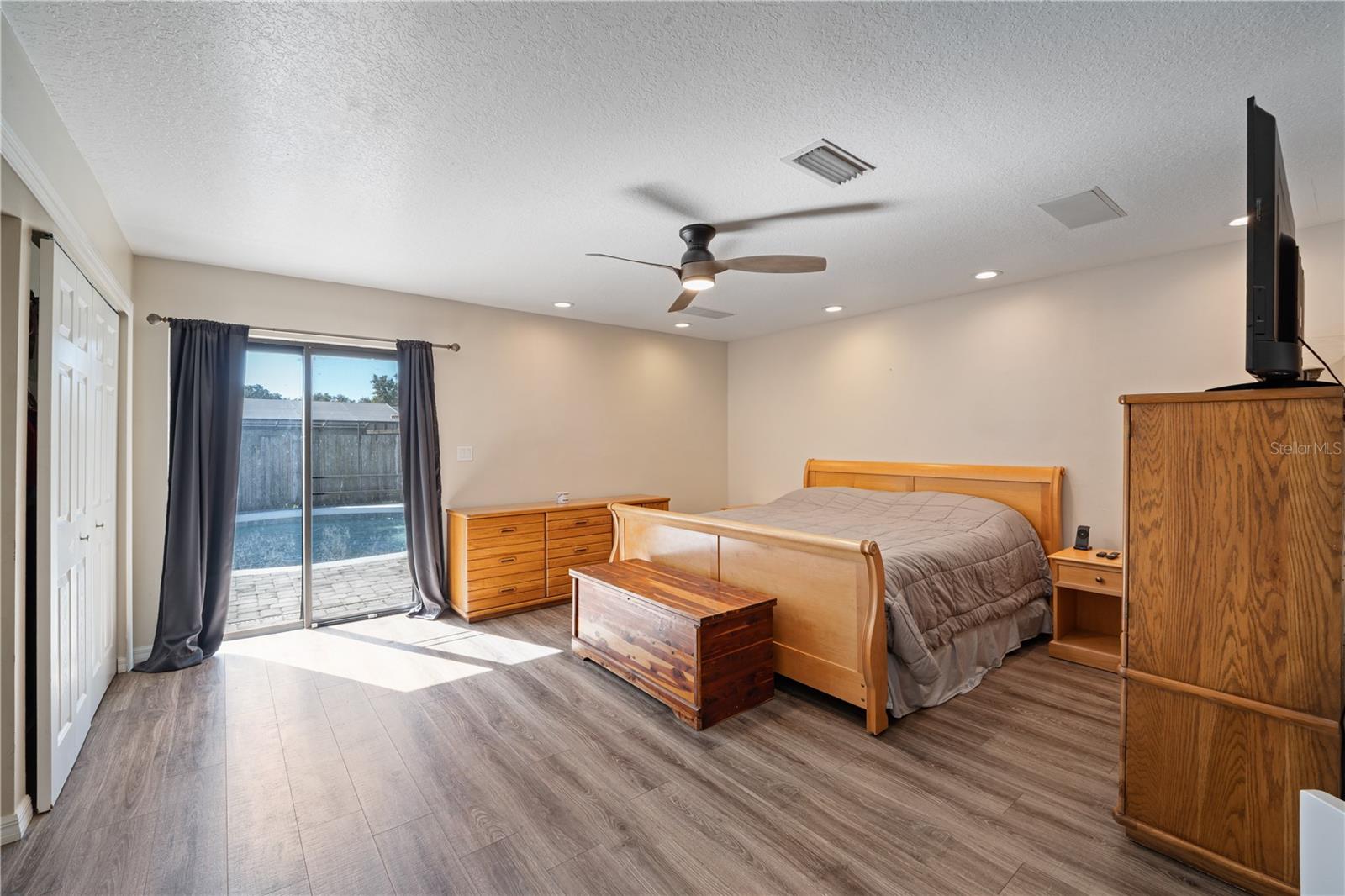 Image 4 of 29 For 1476 Heather Way