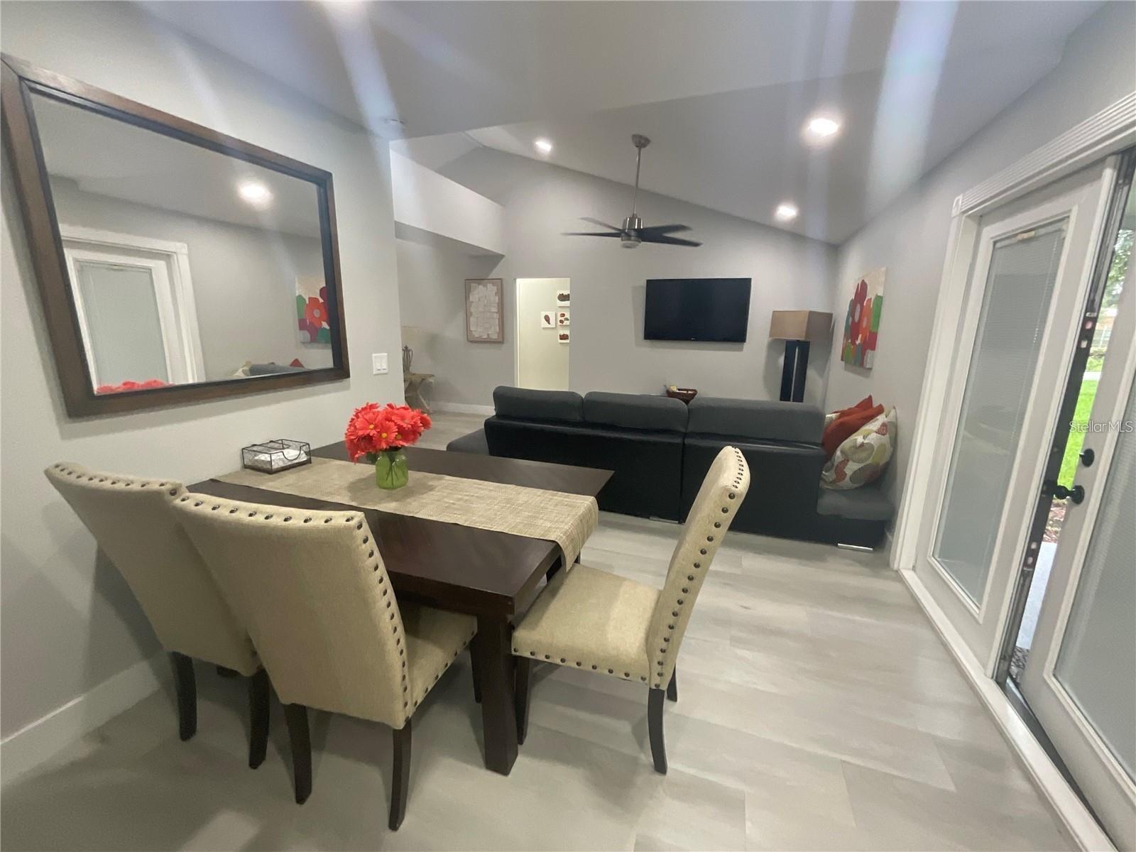 Image 8 of 16 For 3424 Willow Wisp