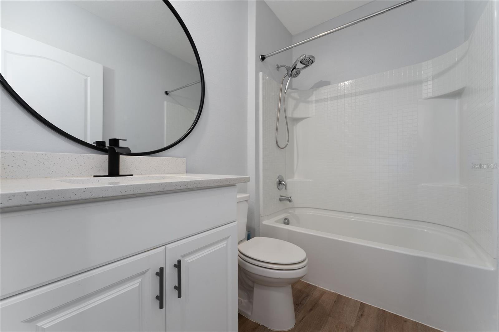 Image 10 of 28 For 1982 King Ranch Street