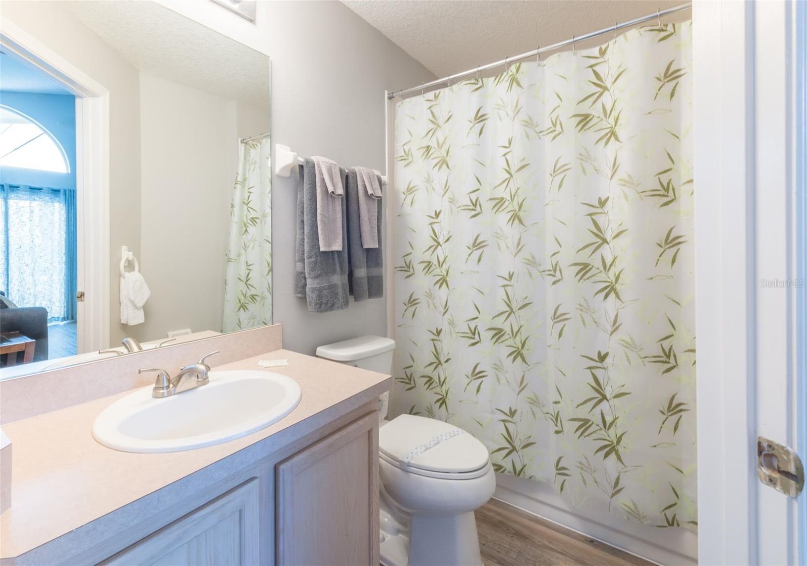 Image 12 of 13 For 211 Aylesbury Lane