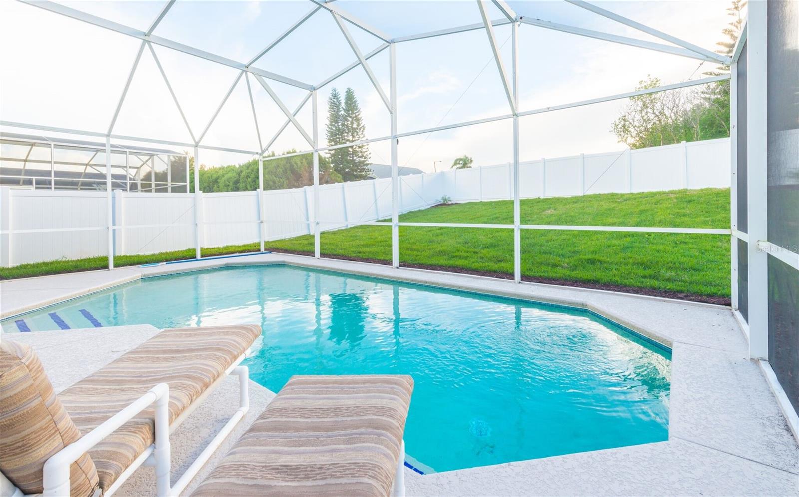 Image 13 of 13 For 211 Aylesbury Lane