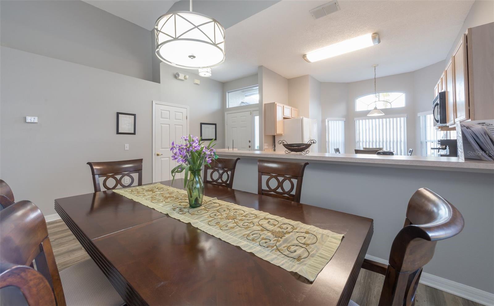 Image 6 of 13 For 211 Aylesbury Lane