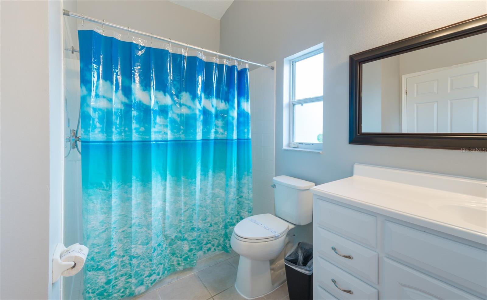 Image 9 of 13 For 211 Aylesbury Lane