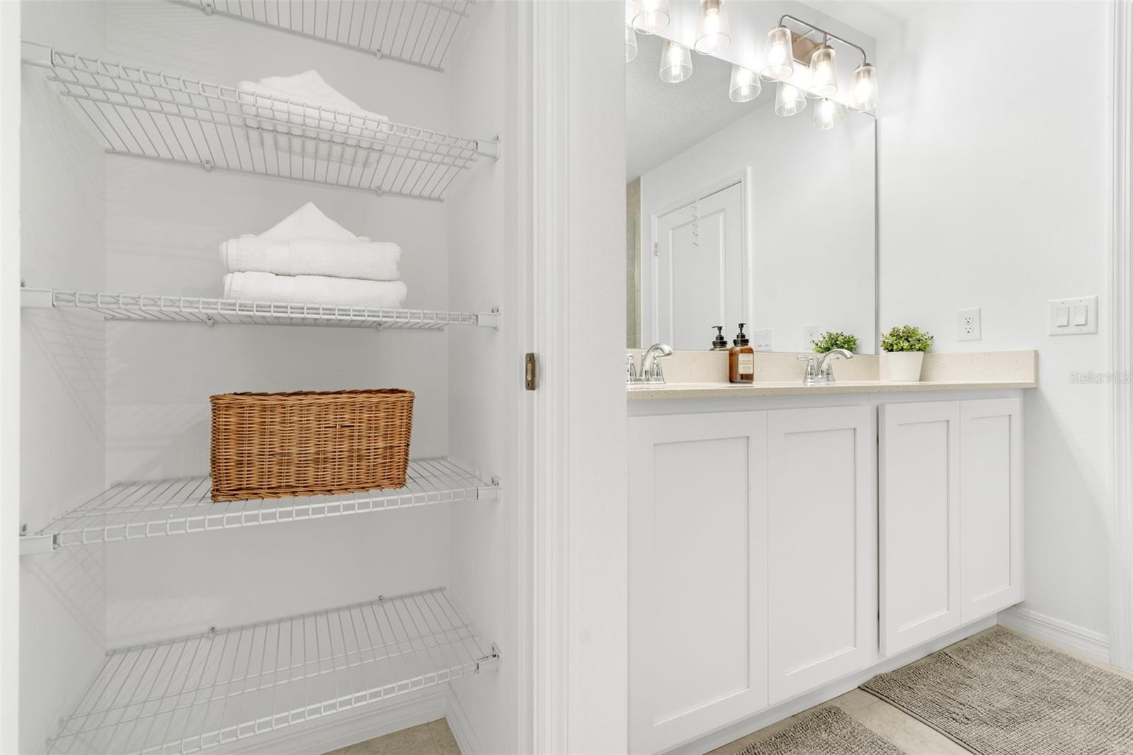 Image 29 of 46 For 689 Longboat Drive