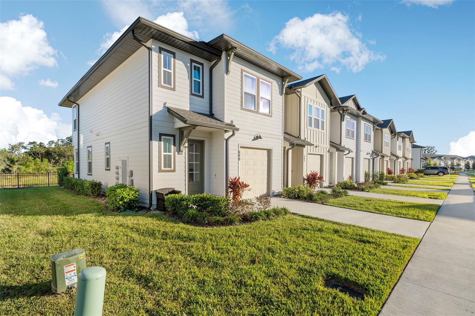 Image 3 of 46 For 689 Longboat Drive