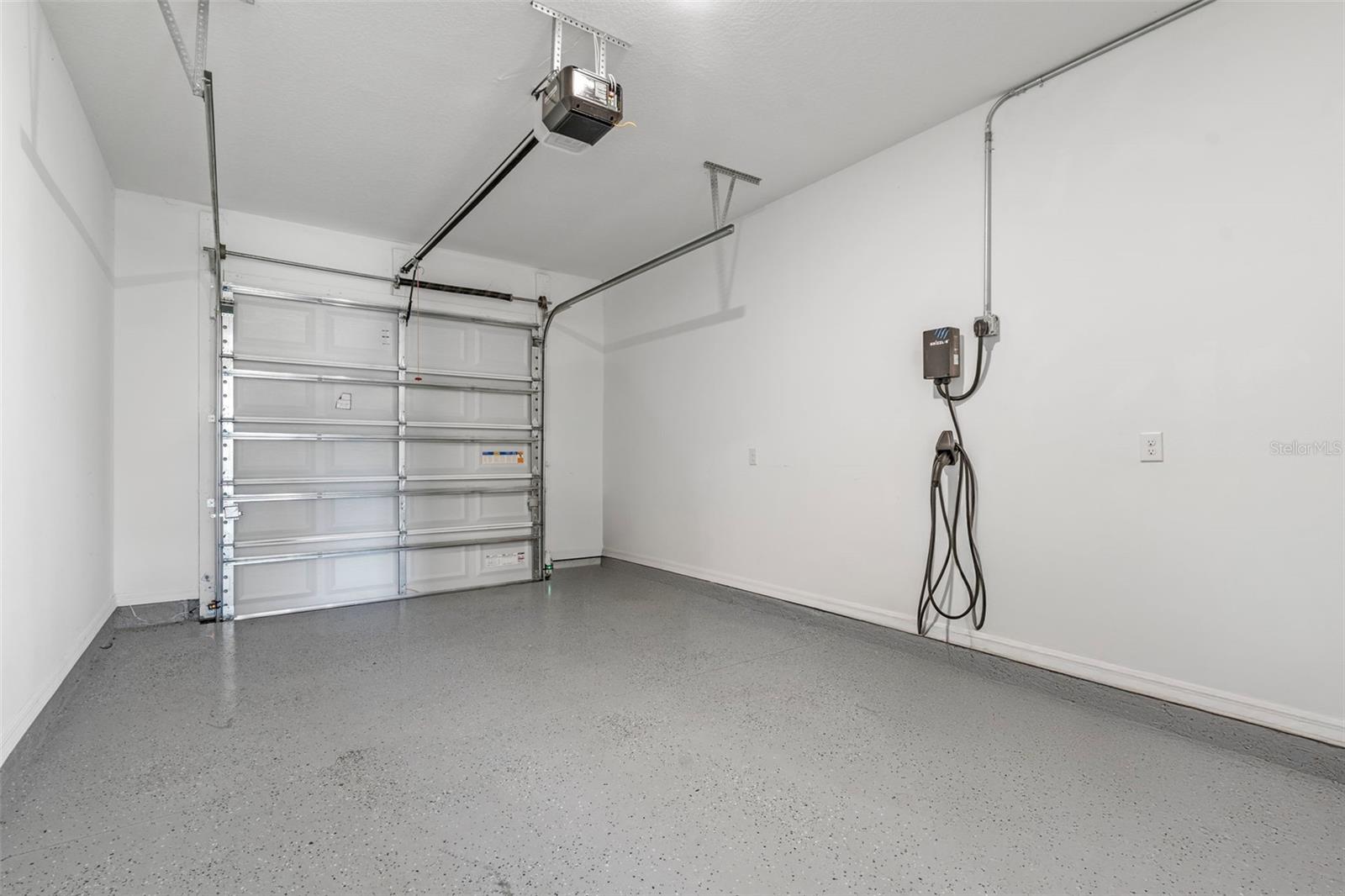 Image 32 of 46 For 689 Longboat Drive