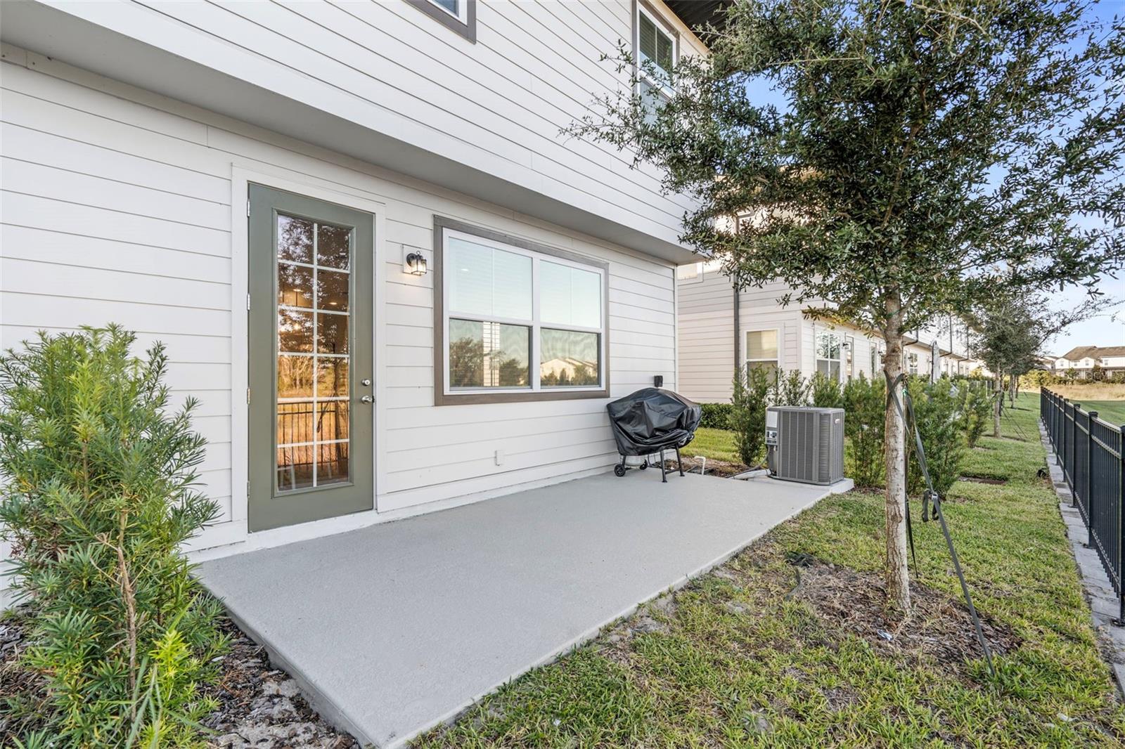 Image 33 of 46 For 689 Longboat Drive