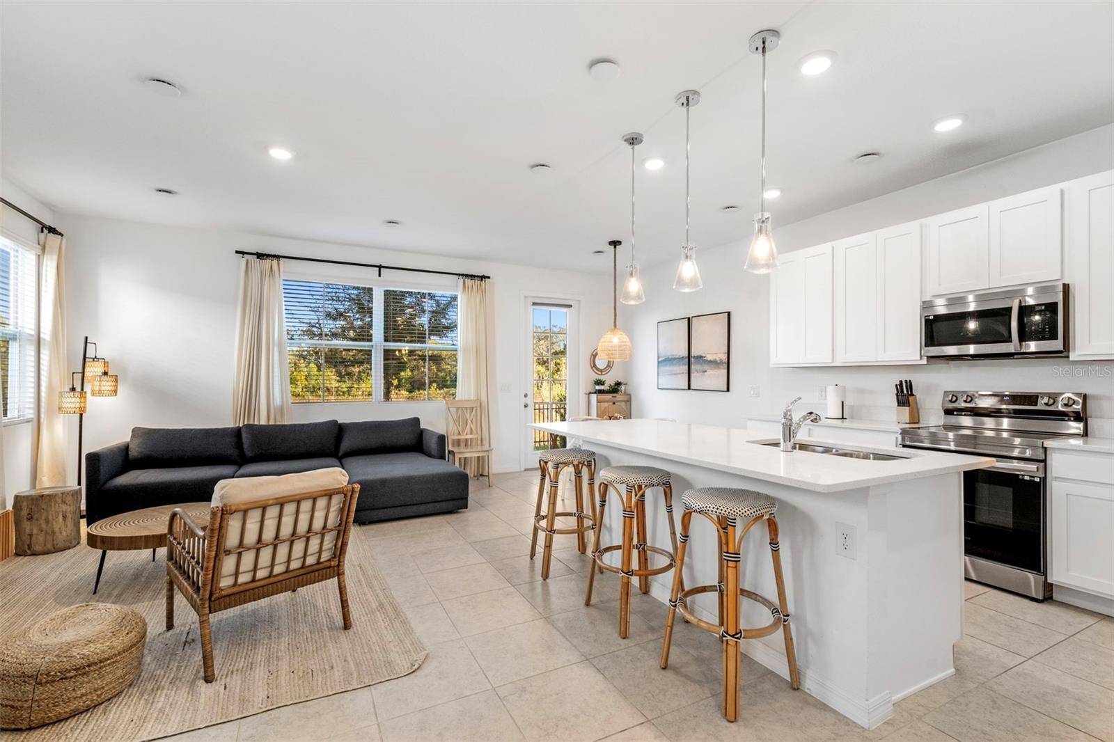 Image 6 of 46 For 689 Longboat Drive