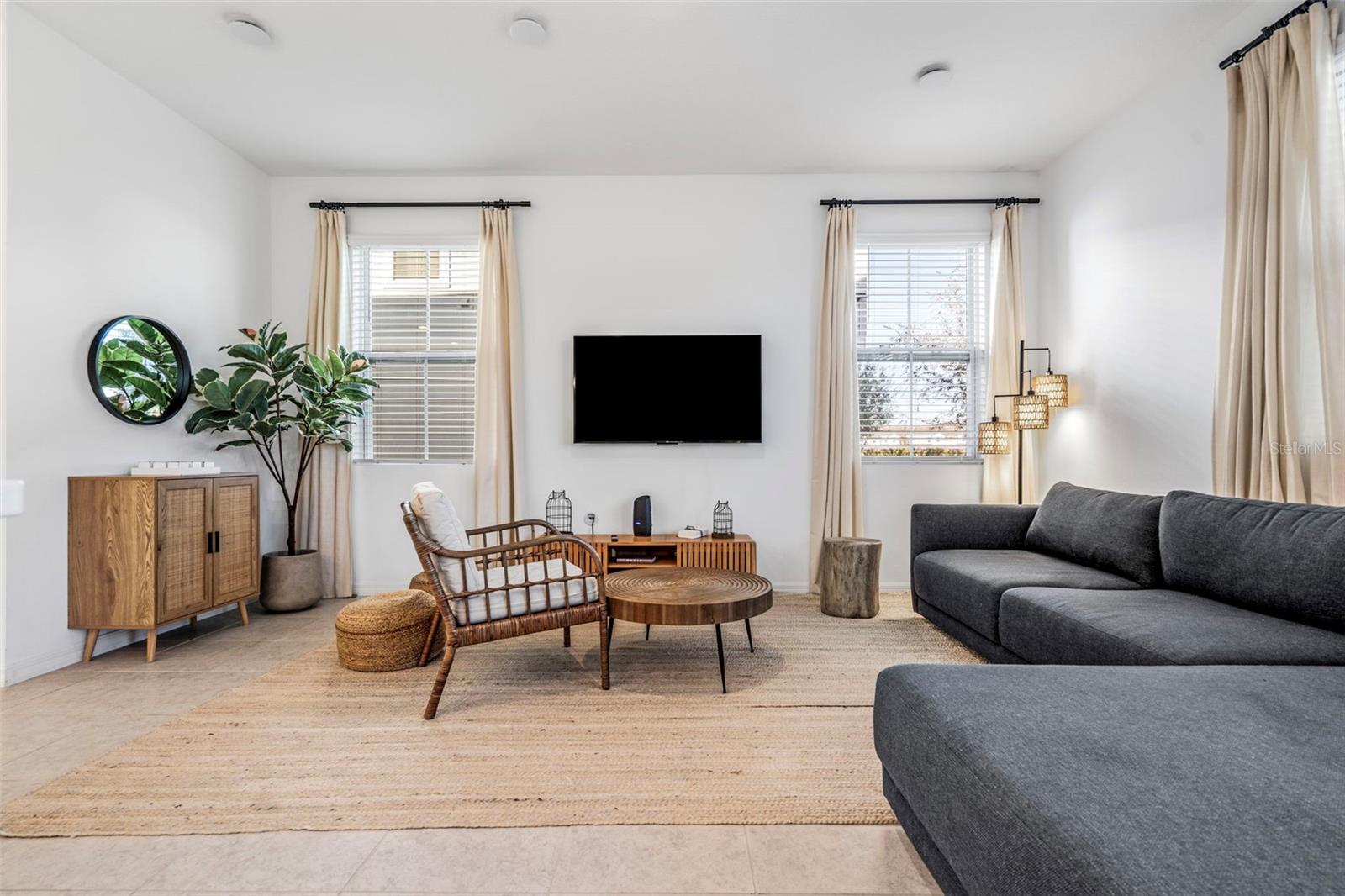 Image 8 of 46 For 689 Longboat Drive