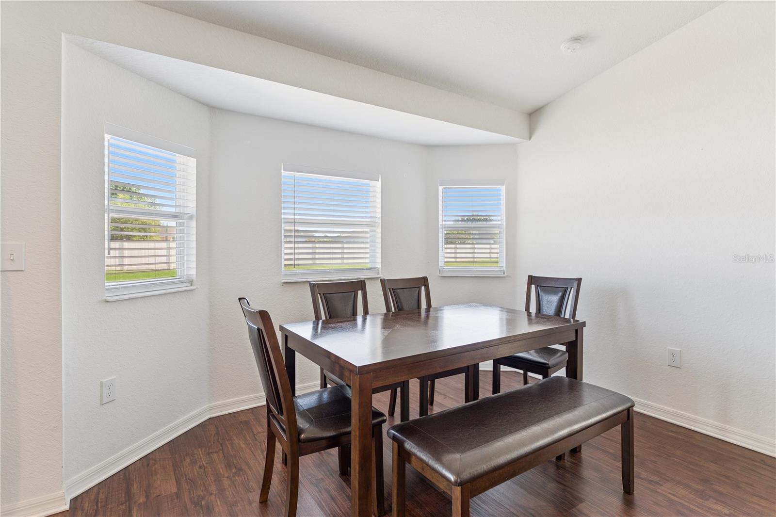 Image 10 of 30 For 140 Solis Drive