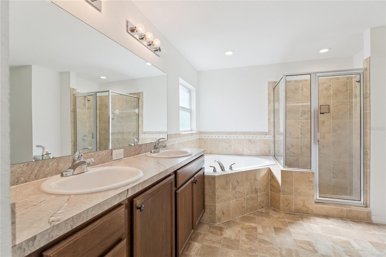 Image 25 of 30 For 140 Solis Drive