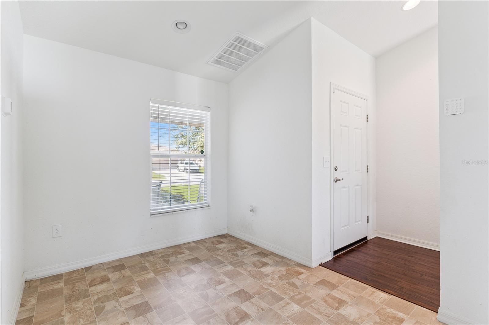 Image 5 of 30 For 140 Solis Drive