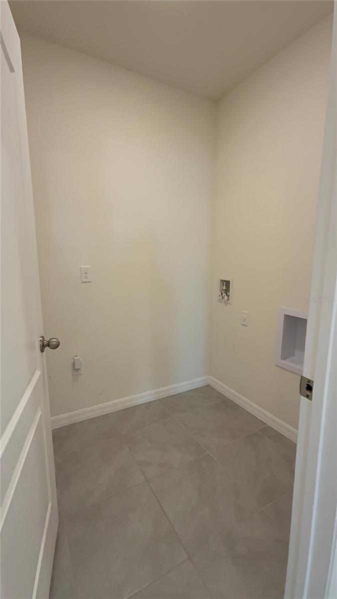 Image 15 of 30 For 611 Autumn Stream Drive