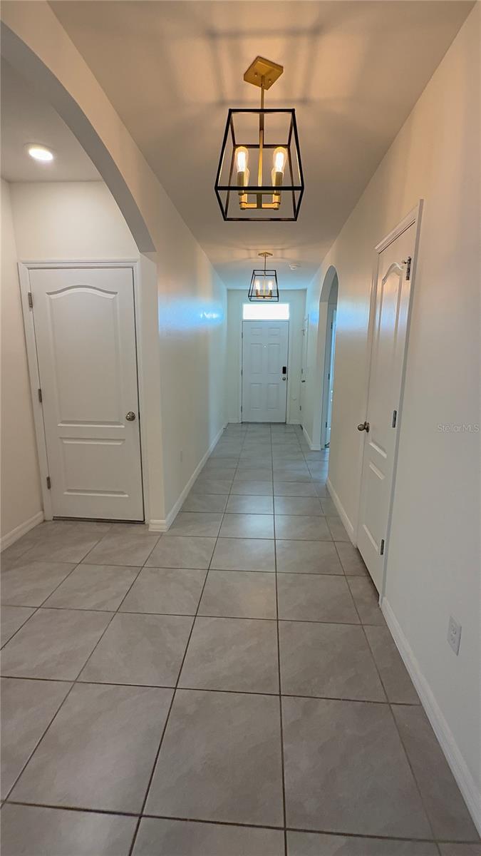 Image 4 of 30 For 611 Autumn Stream Drive