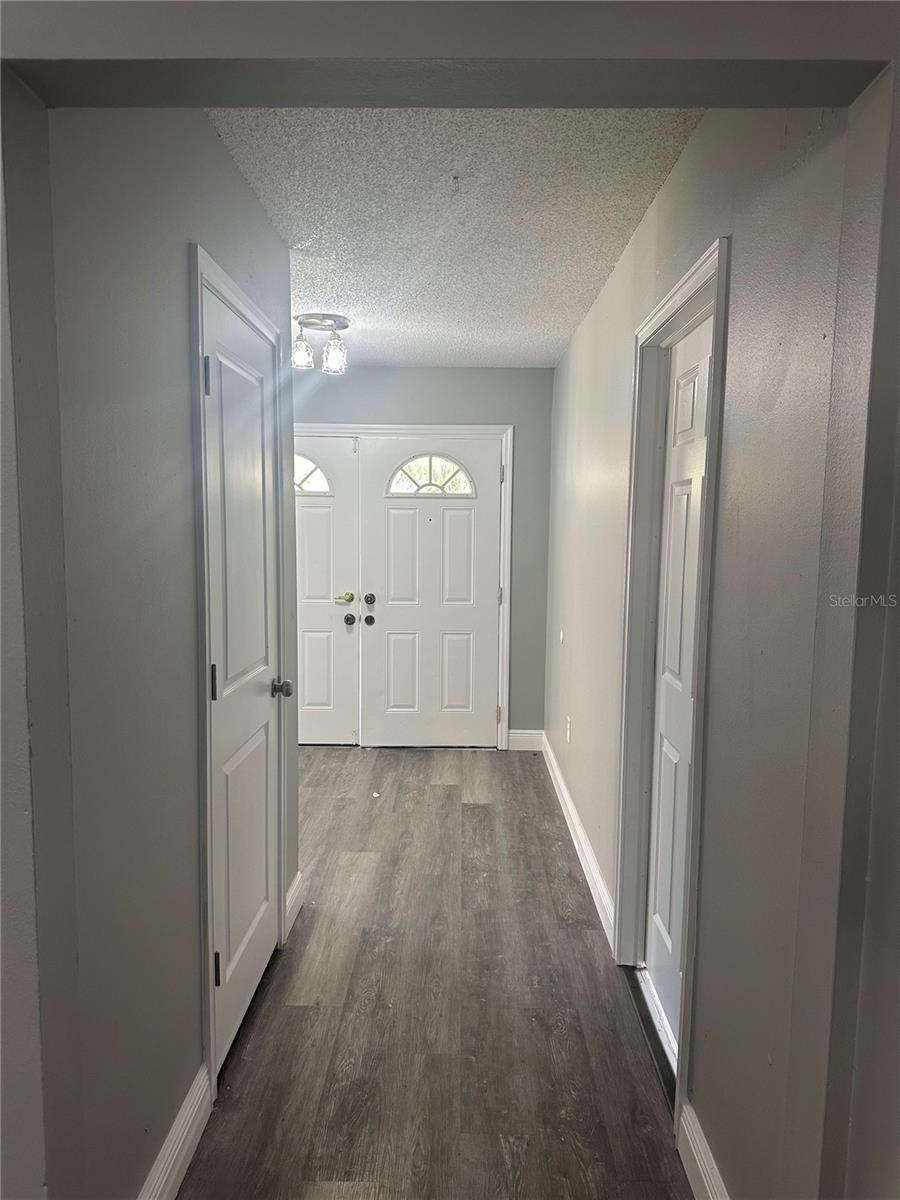 Image 11 of 42 For 3101 Granada Boulevard