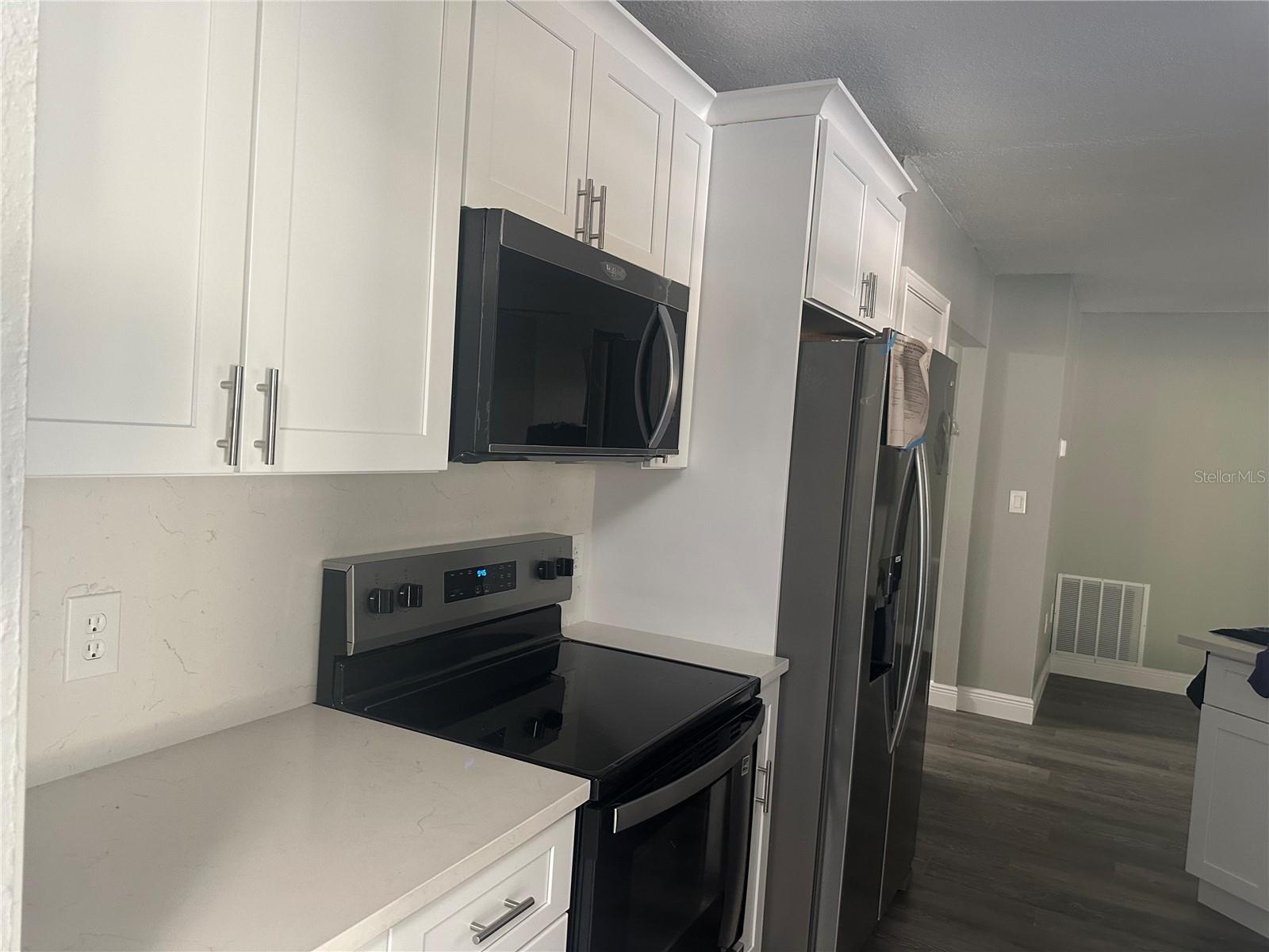 Image 12 of 42 For 3101 Granada Boulevard