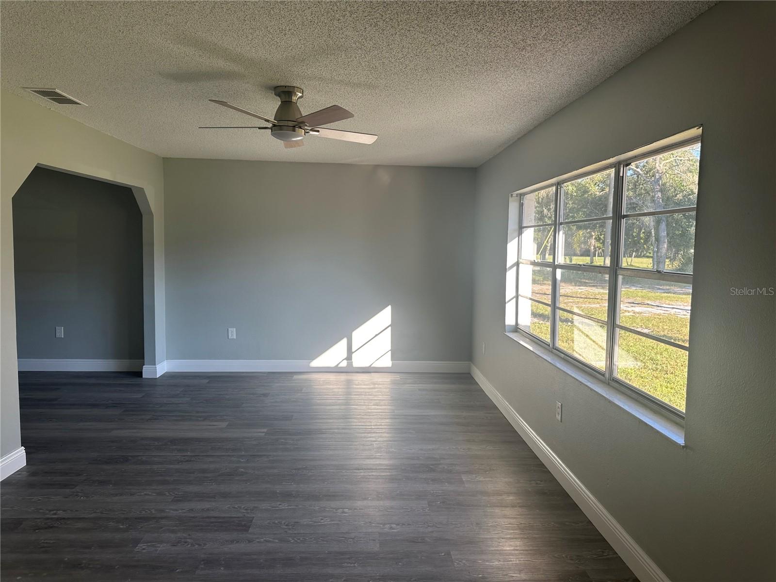 Image 22 of 42 For 3101 Granada Boulevard