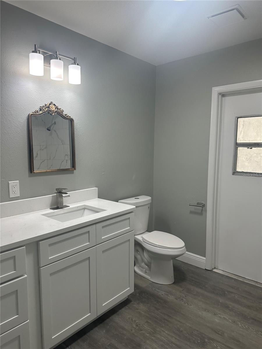 Image 3 of 42 For 3101 Granada Boulevard