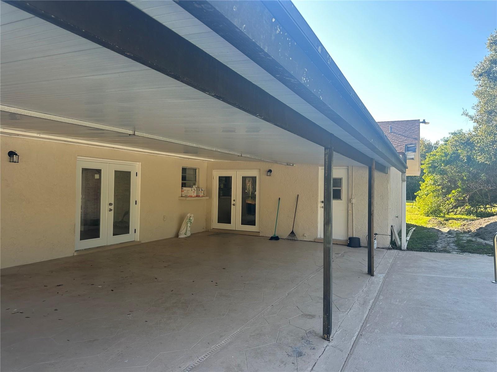 Image 32 of 42 For 3101 Granada Boulevard