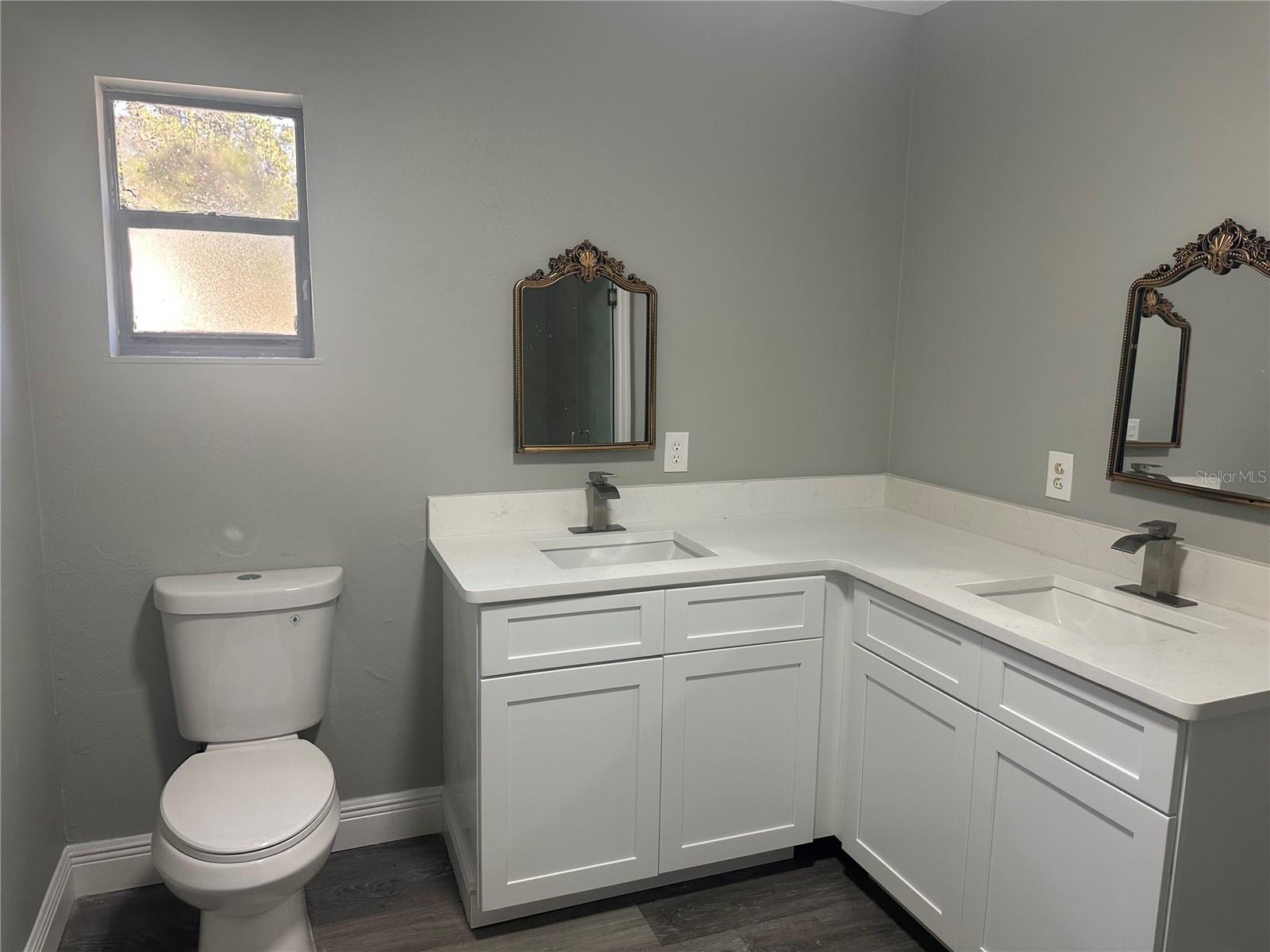 Image 33 of 42 For 3101 Granada Boulevard