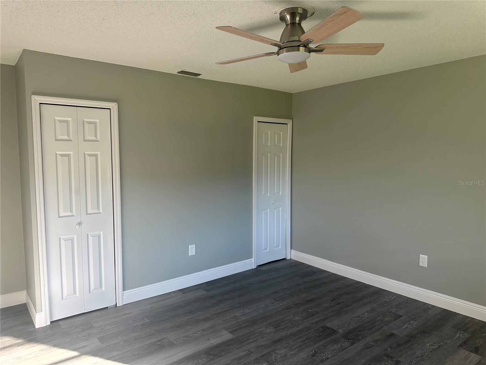 Image 5 of 42 For 3101 Granada Boulevard