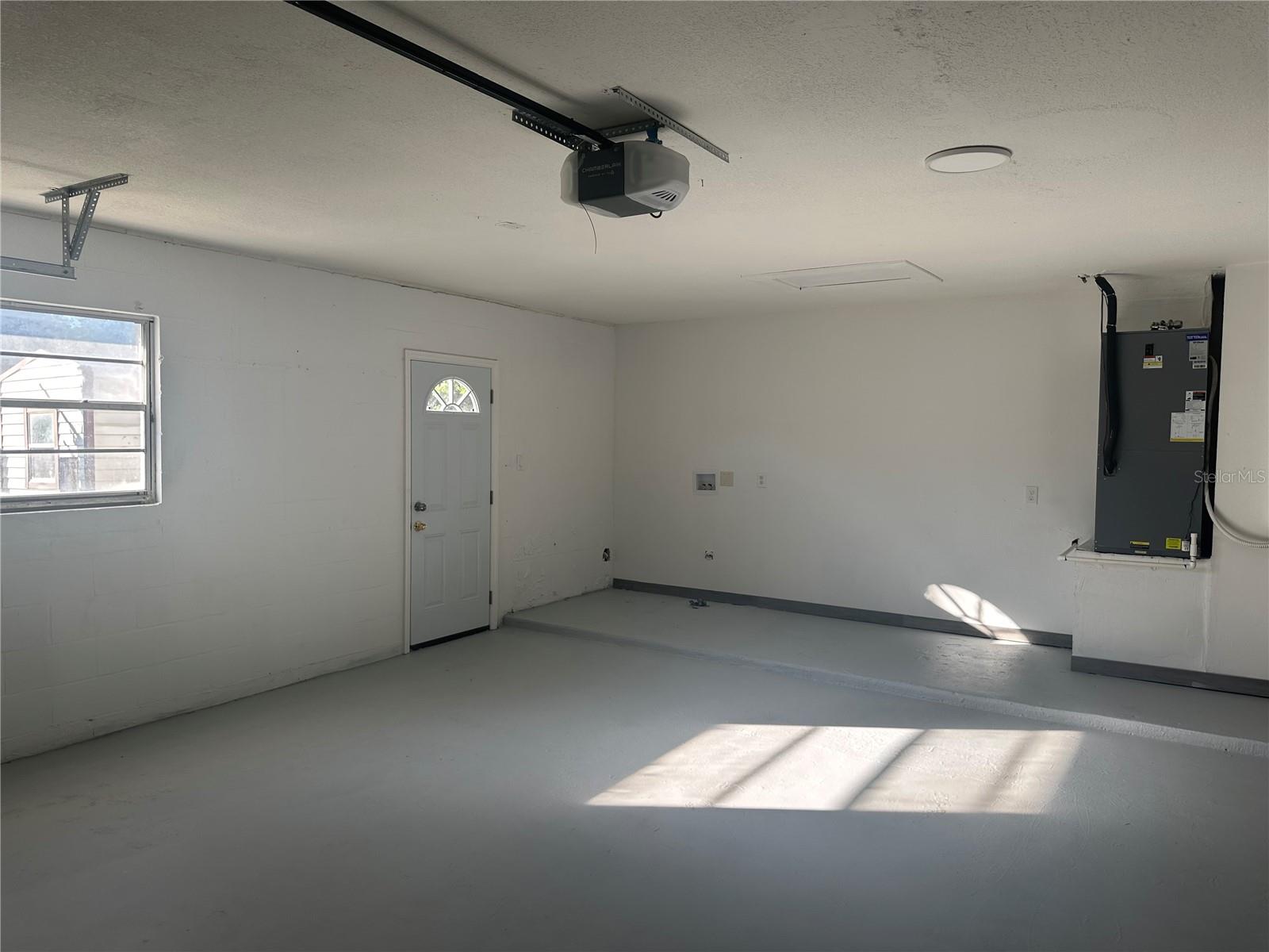 Image 8 of 42 For 3101 Granada Boulevard