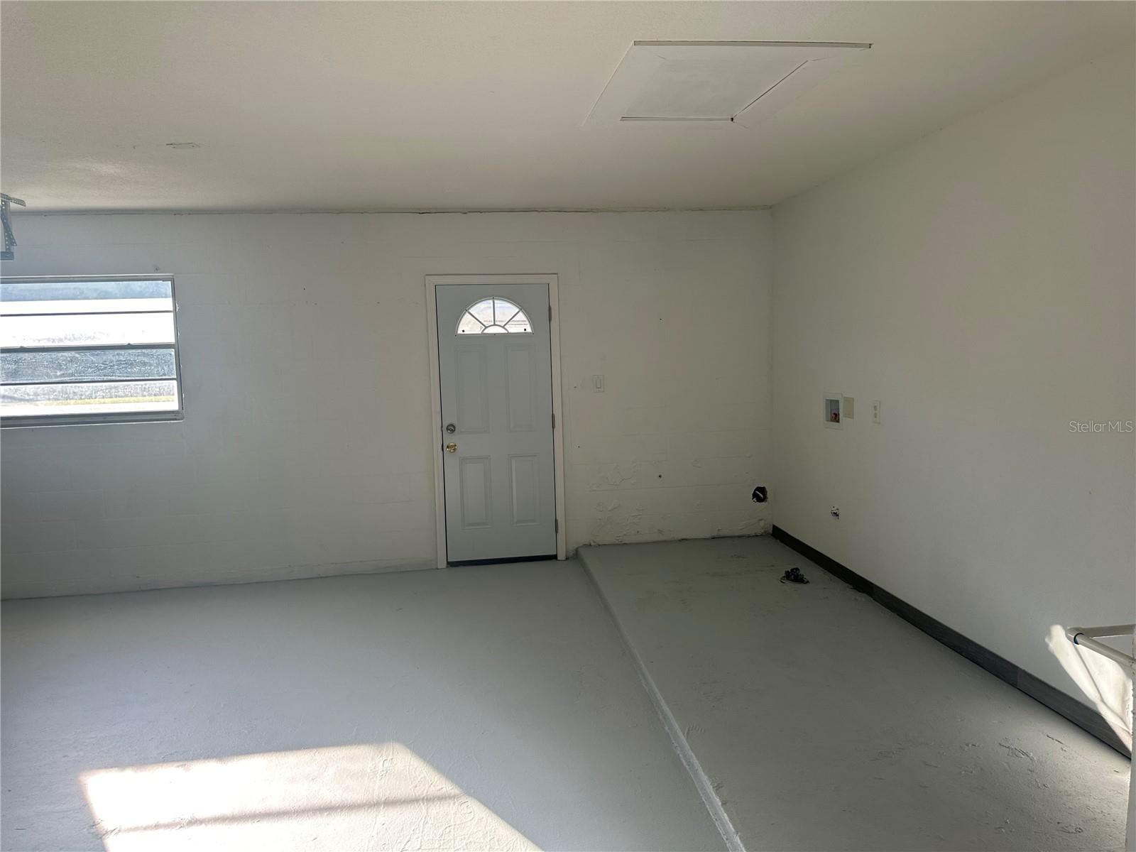 Image 9 of 42 For 3101 Granada Boulevard