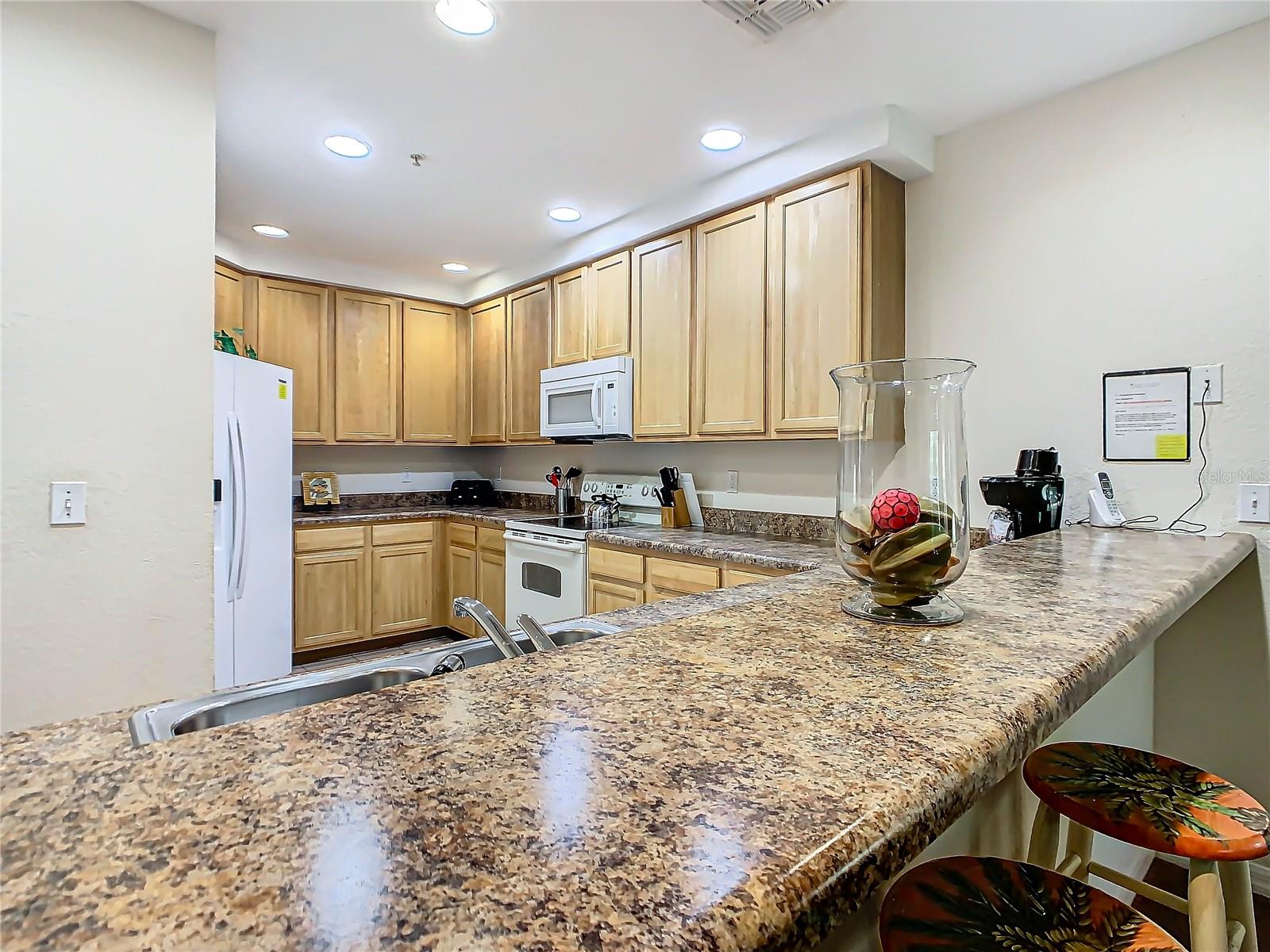 Image 11 of 42 For 3050 Pirates Retreat Court 108