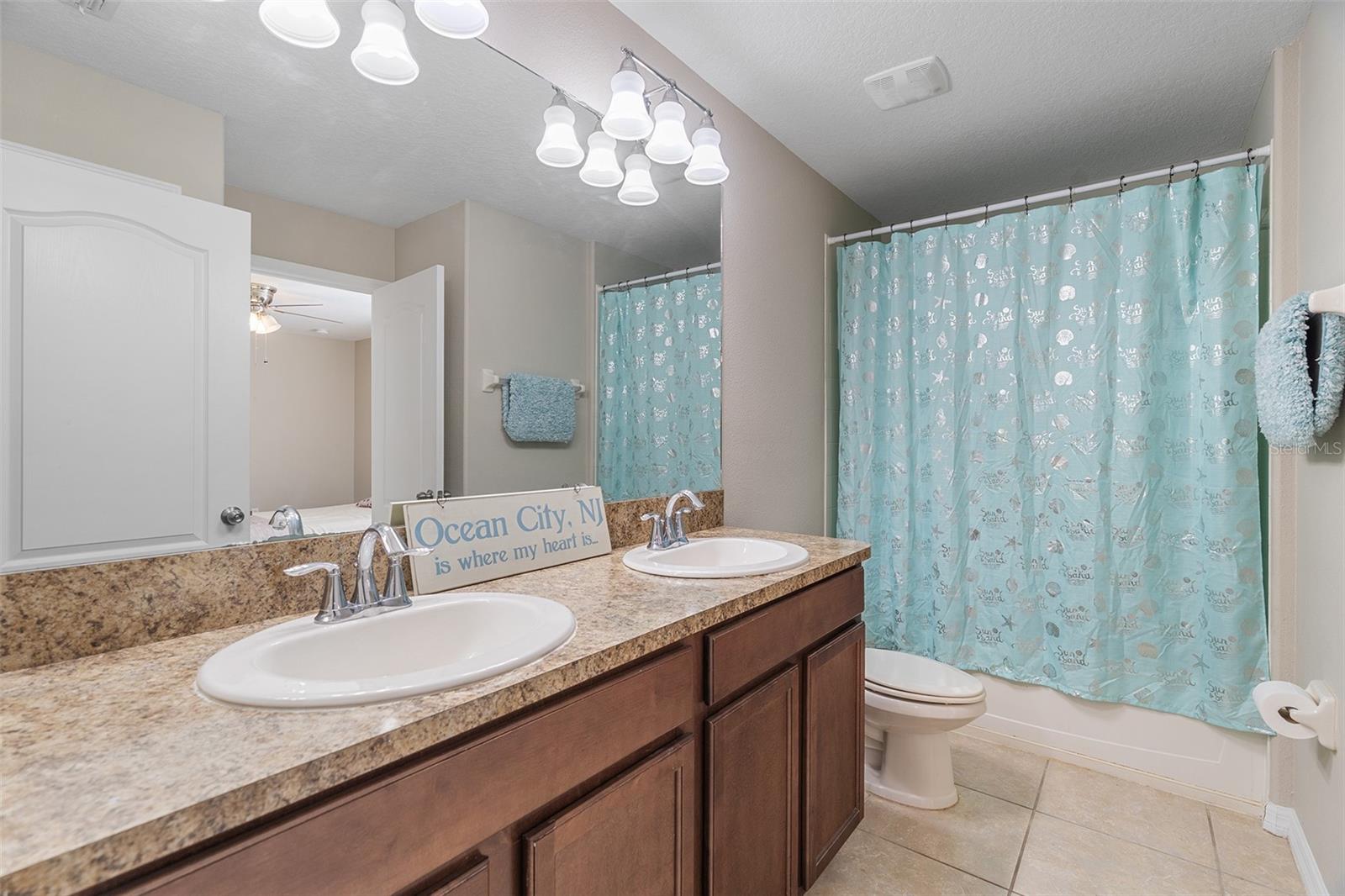 Image 28 of 47 For 6806 Butterfly Drive