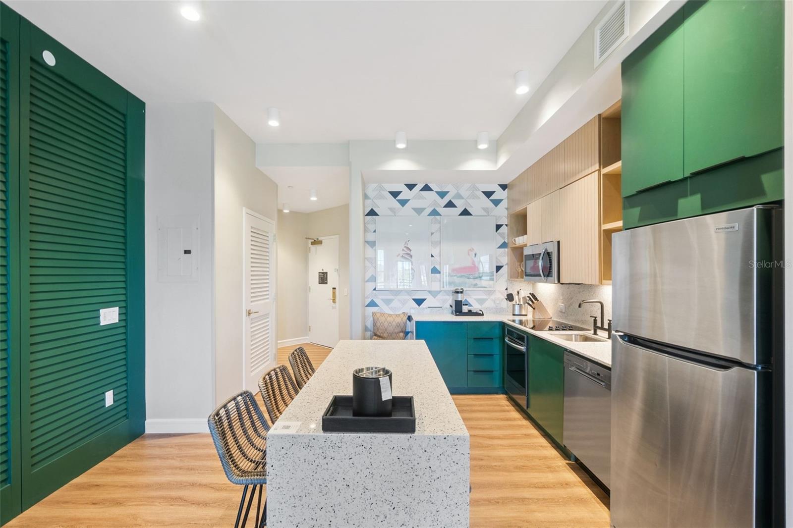 Image 12 of 42 For 3151 Sunset Walk Drive 202